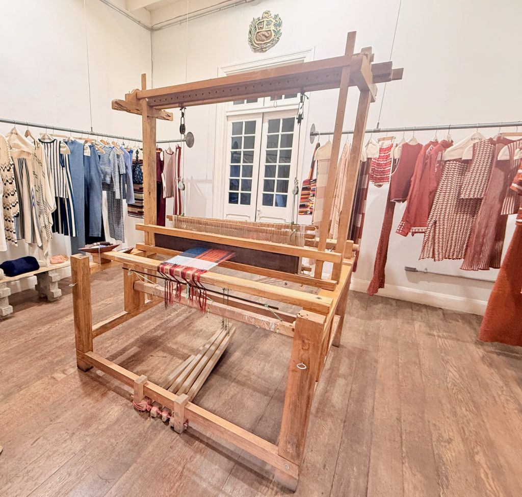 THE LOOM UPON WHICH MANY OF ESCVDO’S ITEMS ARE MADE
