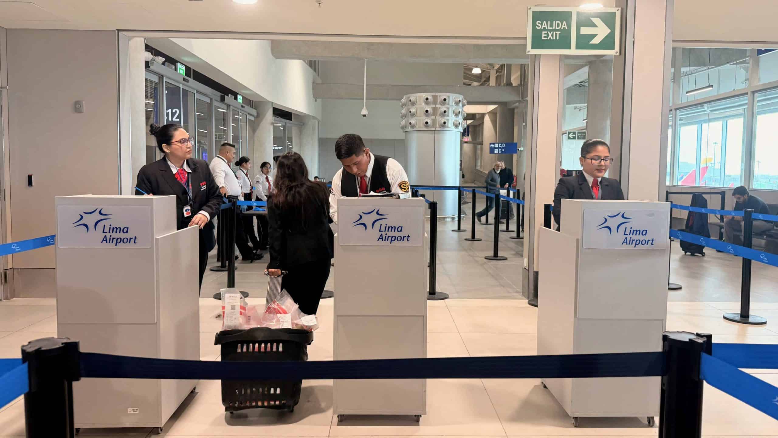 security checkpoint lima airport