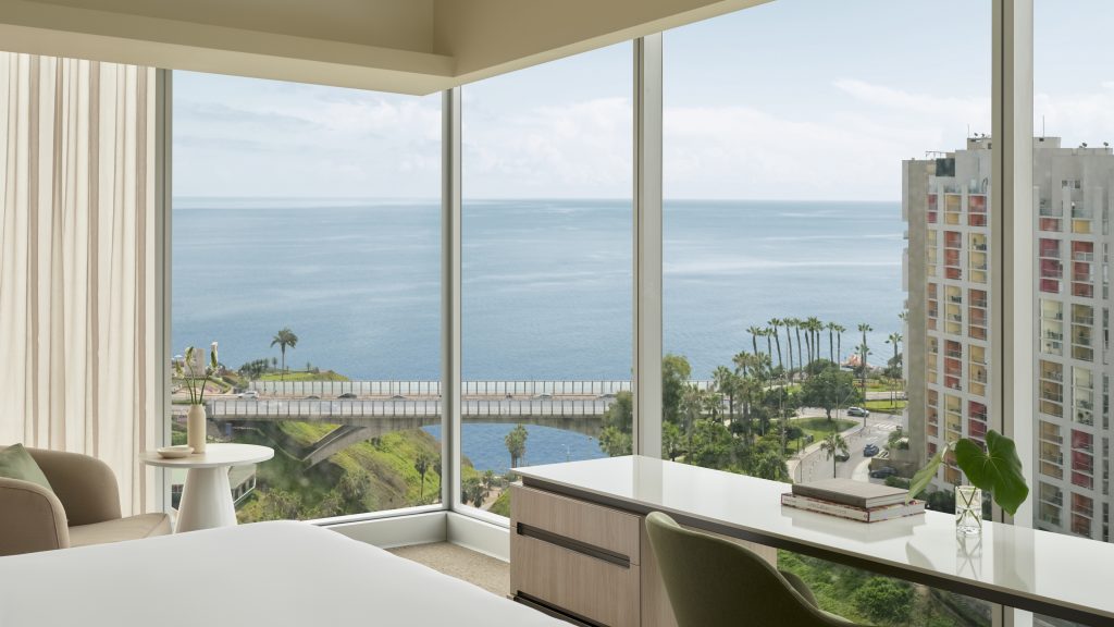 grand sea view room at souma hotel lima